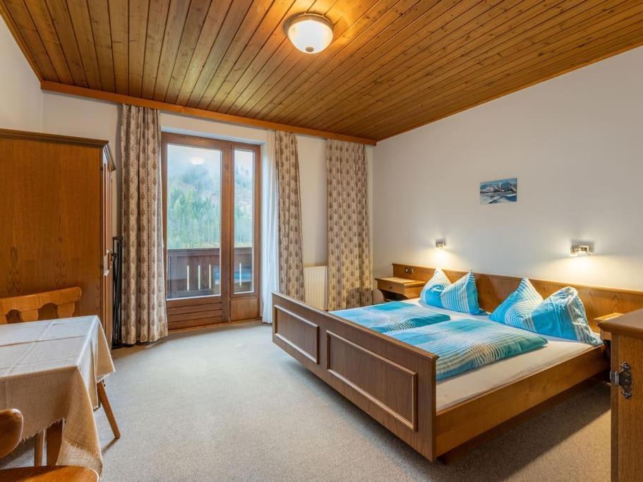 Farm stay Ferienwohnungen-lippenhof Sankt Jakob in Defereggen